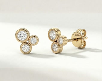 14K Gold Diamond Cluster Stud Earrings: Natural Round Diamonds, Everyday Sparkle