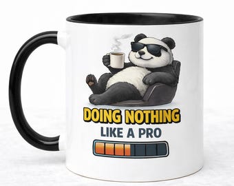 Rolig pandamugg PNG, gör ingenting som ett proffsdesign, lat panda-kaffemugg, sublimering PNG, digital nedladdning 300 DPI