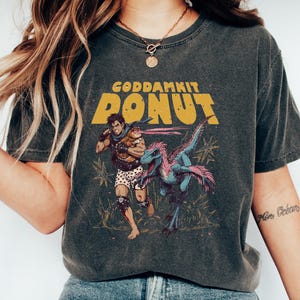 Camiseta vintage de Carl Dungeon Crawler, camiseta de Goddamnit Donut: camiseta para amantes de los libros de ciencia ficción