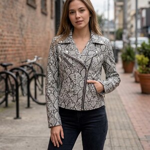 Women's Snakeskin Print Leather Biker Jacket: Slim Fit, Neutral Grey Pattern