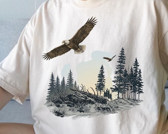 Vintage Bald Eagle Graphic Tee, American Eagle Nature Shirt, Wildlife Sunset Tshirt, Rustic Forest Bird Tee, Outdoor Lover Gift