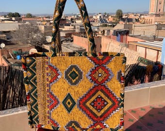 Sac marocain amazigh, fourre-tout berbère fait main, sac à main en tissu tribal ethnique, sac de marché bohème coloré