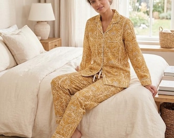 Conjunto de pijama de algodón con estampado floral mostaza, ropa de dormir con estampado botánico, conjunto de descanso con botones en la parte delantera.