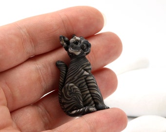 Tabby Cat Bead, Sculpted Matte Glass, Lampwork Bead Focal