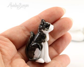 Tabby and White Cat Bead, sculpted, Lampwork Bead Focal