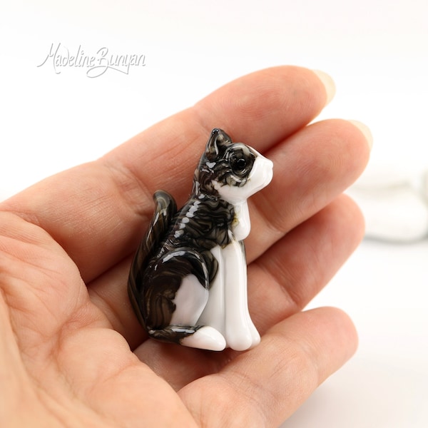 Tabby and White Cat Bead, sculpted, Lampwork Bead Focal