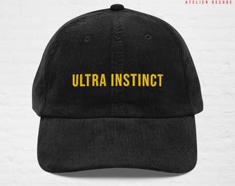 Geborduurde corduroy pet DBZ ULTRA INSTINCT - Vintage minimalistische streetwear