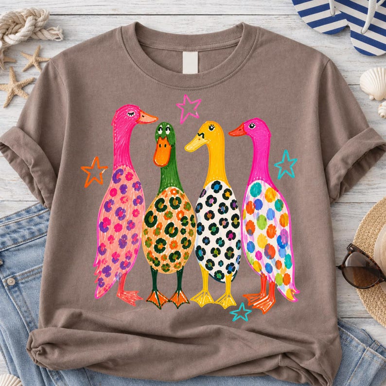 Preppy Ducks PNG, färgglad sommardesign, rolig gräsandsänderillustration, leopardmönsterbildfil bild 13