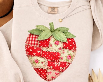 Imagen PNG de fresa con patchwork falso, archivo de imagen de acolchado hecho a mano, imágenes prediseñadas de fresa vintage, diseño cottagecore