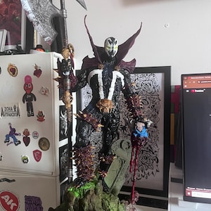 Estatua de Spawn pintada a mano