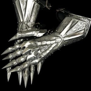 Plate gauntlets - Etsy 日本
