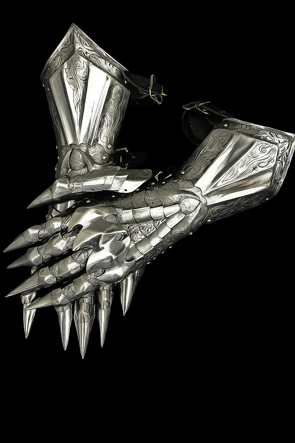 Handmade Medieval Spiked Gauntlets, Gothic Knight Armor Gloves, Cosplay Metal Hand Armor