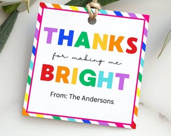 Etiqueta de regalo de agradecimiento para maestros: plantilla editable de Canva. Gracias por hacerme brillar.
