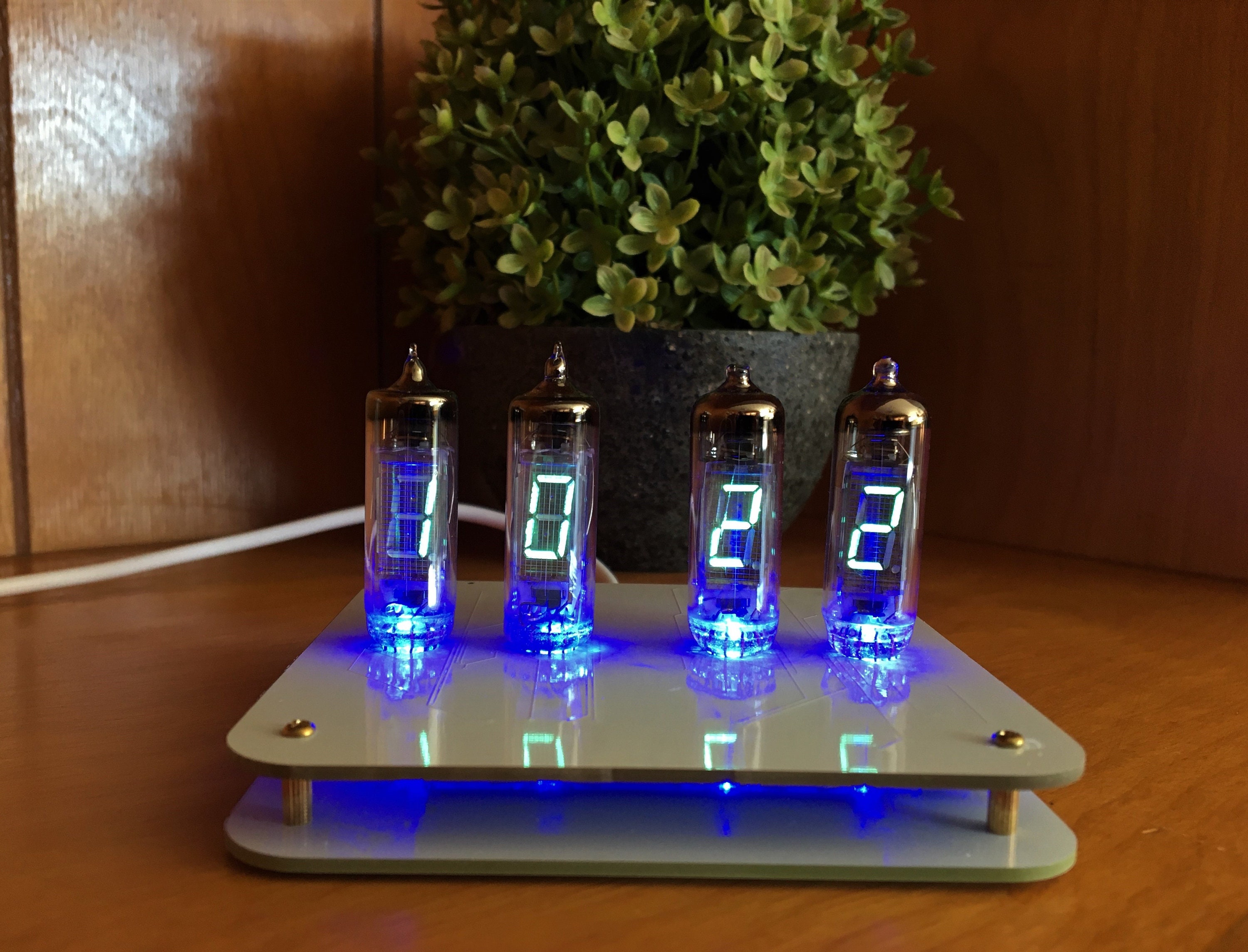 VFD Vacuum Fluorescent Clock 4 Digit IV6 Tubes 5V Power Supply Cable