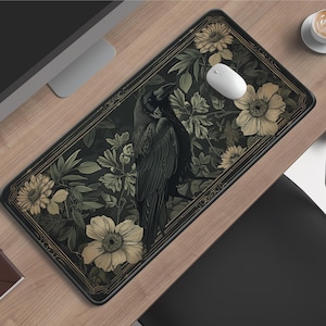 de bureau gothique corbeau | Tapis de souris floral botanique