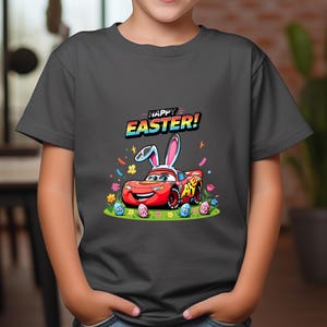 Camiseta de Pascua de Rayo McQueen, camiseta con orejas de conejo de Cars, camiseta de búsqueda de huevos de Pascua de Kachow, regalo para fanáticos de las películas de Disney Pixar, camiseta de Pascua de Magical Racing Squad imagen 9