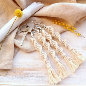 Twisted Macrame Keychain, Boho Keychain, Macrame Key Chain, Friendship Key chain