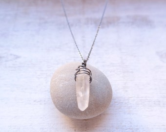 Raw Crystal Quartz Point Necklace, Boho Crystal Necklace, Unisex Crystal Necklace for Men and Women, April Birthstone Jewellery