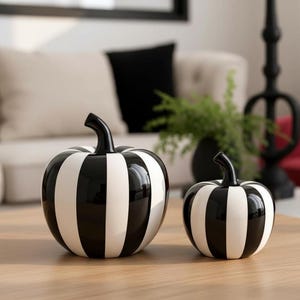 Black and White Striped Apples Pear Ceramic Statue Desk Decoration Minimalist Fruits Sculpture Ornaments Home Accent Display Indoor Room