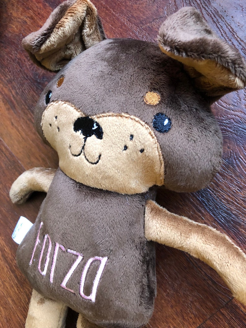 Peluche de perro Doberman con monograma. Muñeca de peluche de 18 de altura. Muñeca de perro personalizada imagen 7