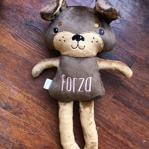 Peluche de perro Doberman con monograma. Muñeca de peluche de 18 de altura. Muñeca de perro personalizada imagen 10