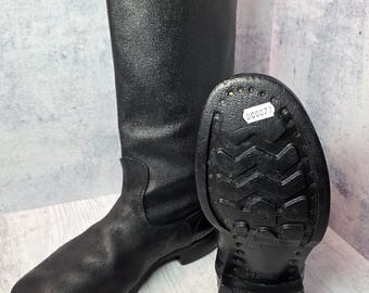 Stivali alti Kirza vintage dell'URSS, neri, resistenti, da lavoro, calzature utilitarie per impieghi gravosi.
