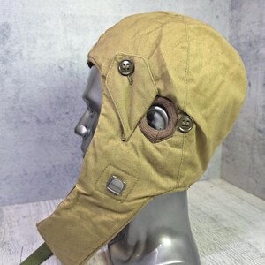 Casco imbottito sovietico vintage URSS, copricapo protettivo morbido e isolante, da collezione retrò.