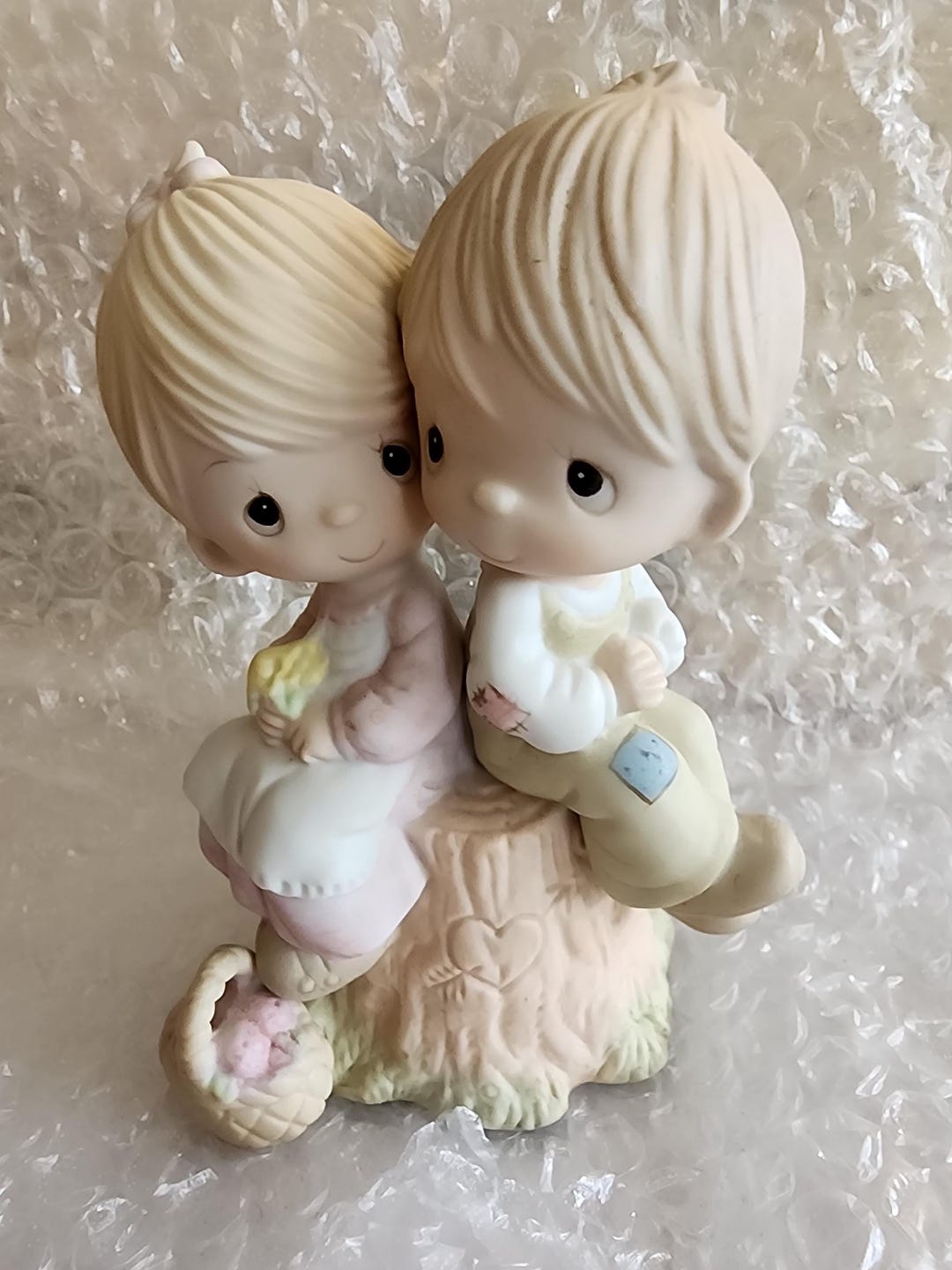 Rare 1976 Precious Moments Figurine: Love One Another, Original 21