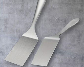Stainless Steel Spatula, Burger Flipper, Steak Turner, Grilling Utensil (Dishwasher Safe)