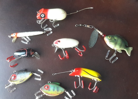 Lot of 8 Vintage Fishing Lures Wood, Plastic, and Rubber Baits for Tackle  Box Heddon Cobra Bright Eyes Millsite Rattle Bug Mouse and More -   Canada