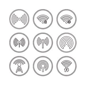 Pode incluir: Nove ícones circulares em preto e branco que retratam vários símbolos de Wi-Fi e sinal sem fio. Os ícones incluem símbolos para Wi-Fi, Wi-Fi bloqueado e intensidade do sinal, adequados para designs relacionados à tecnologia.