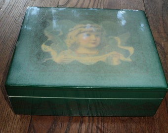 Vintage Enesco Christmas Music Box, "Hark The Herald Angels Sing"