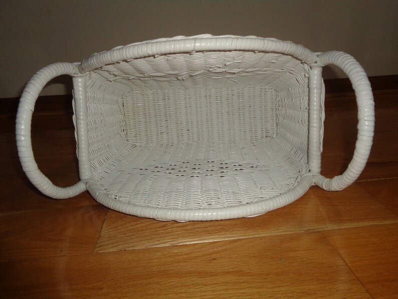 Vintage White Wicker Basket in Vintage Condition that can hold Etsy