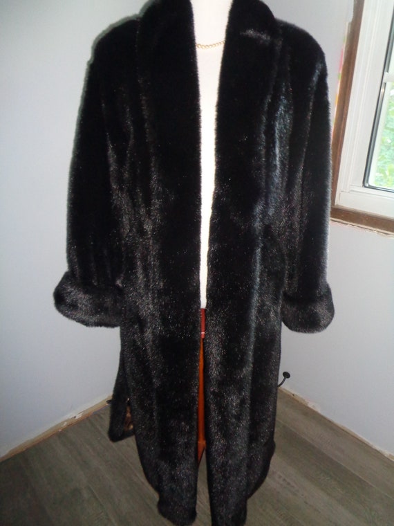 Beautiful Black Faux Mink Long Length Coat with l… - image 4