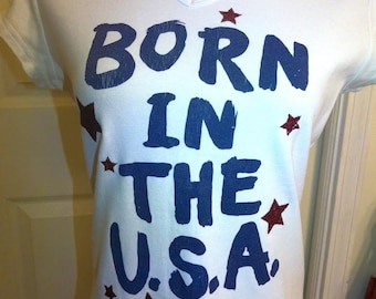 Vintage Silk Screened White T-Shirt, Size Large in Very Good Condition