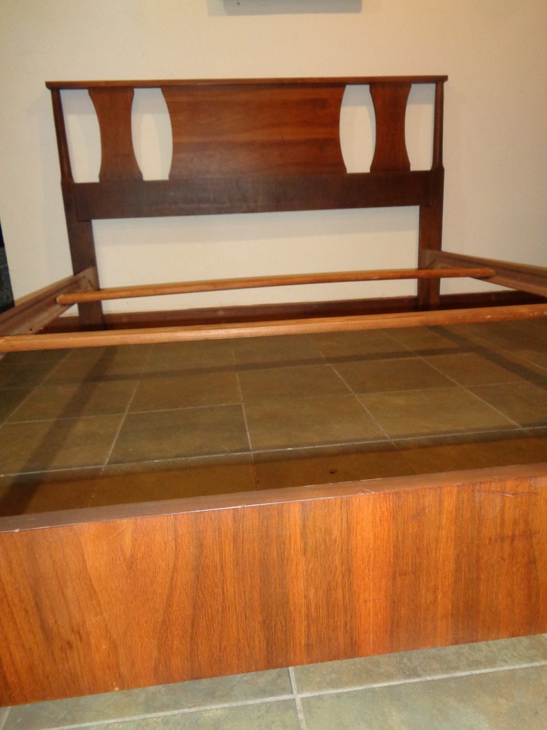 Vintage Mid Century Modern Bed Frame Set With A Headboard A Etsy
