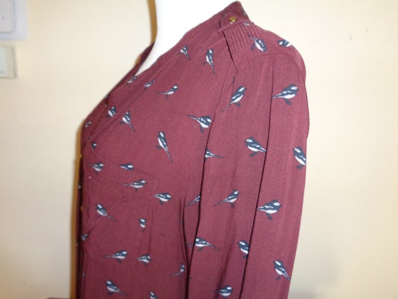 Vintage BANANA REPUBLIC Size Large Burgundy Blous… - image 2