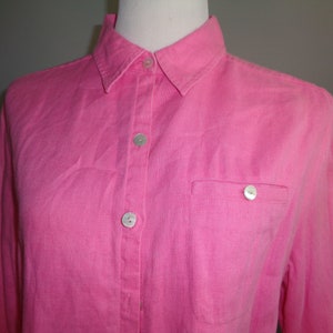 Pretty Pink Pure Linen Blouse Size Medium in Very Good Condition with precious Mother of Pearl buttons