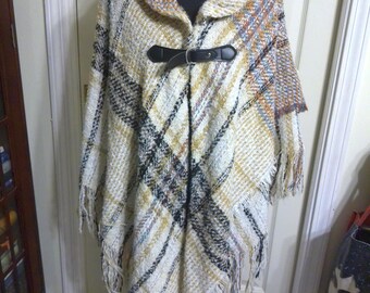 Vintage Wonderfully Well Woven Plaid Cape in an Autumn/Fall  Color Palette in Very Good Vintage Condition with a black buckle closure