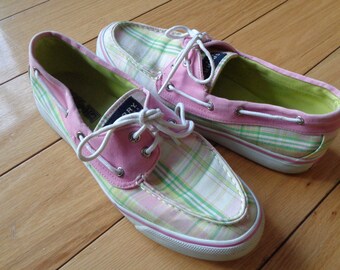 Pink plaid sperrys discount