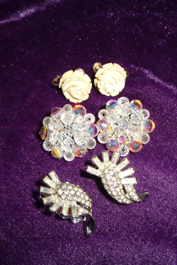 3 Pairs of Vintage Clip On Earrings for sale in ON