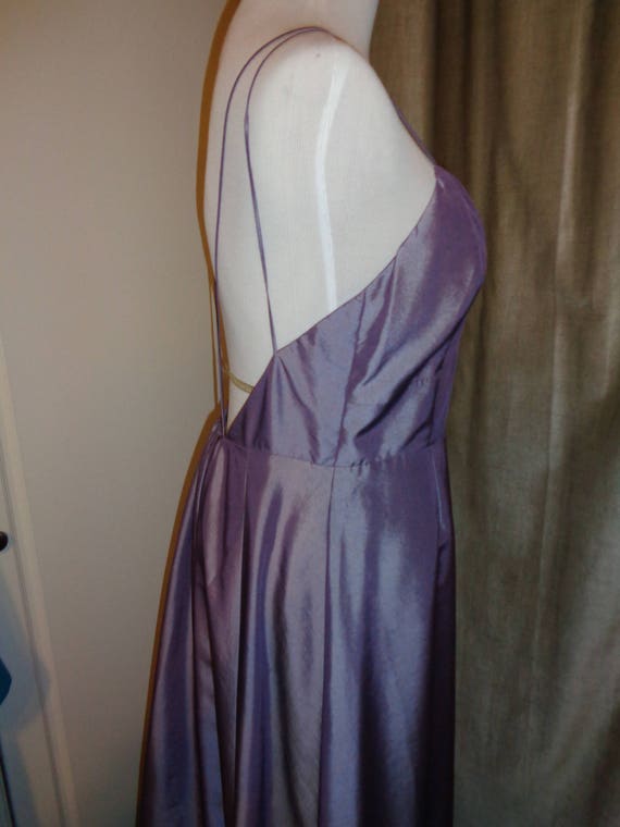 Vintage Long Length Lilac Gown, Size 11/12 Junior… - image 5