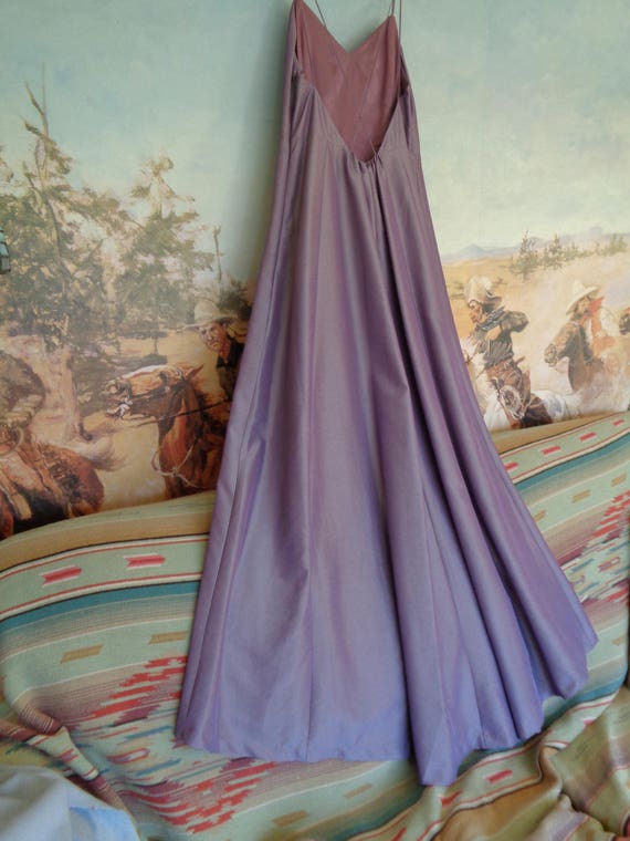Vintage Long Length Lilac Gown, Size 11/12 Junior… - image 1