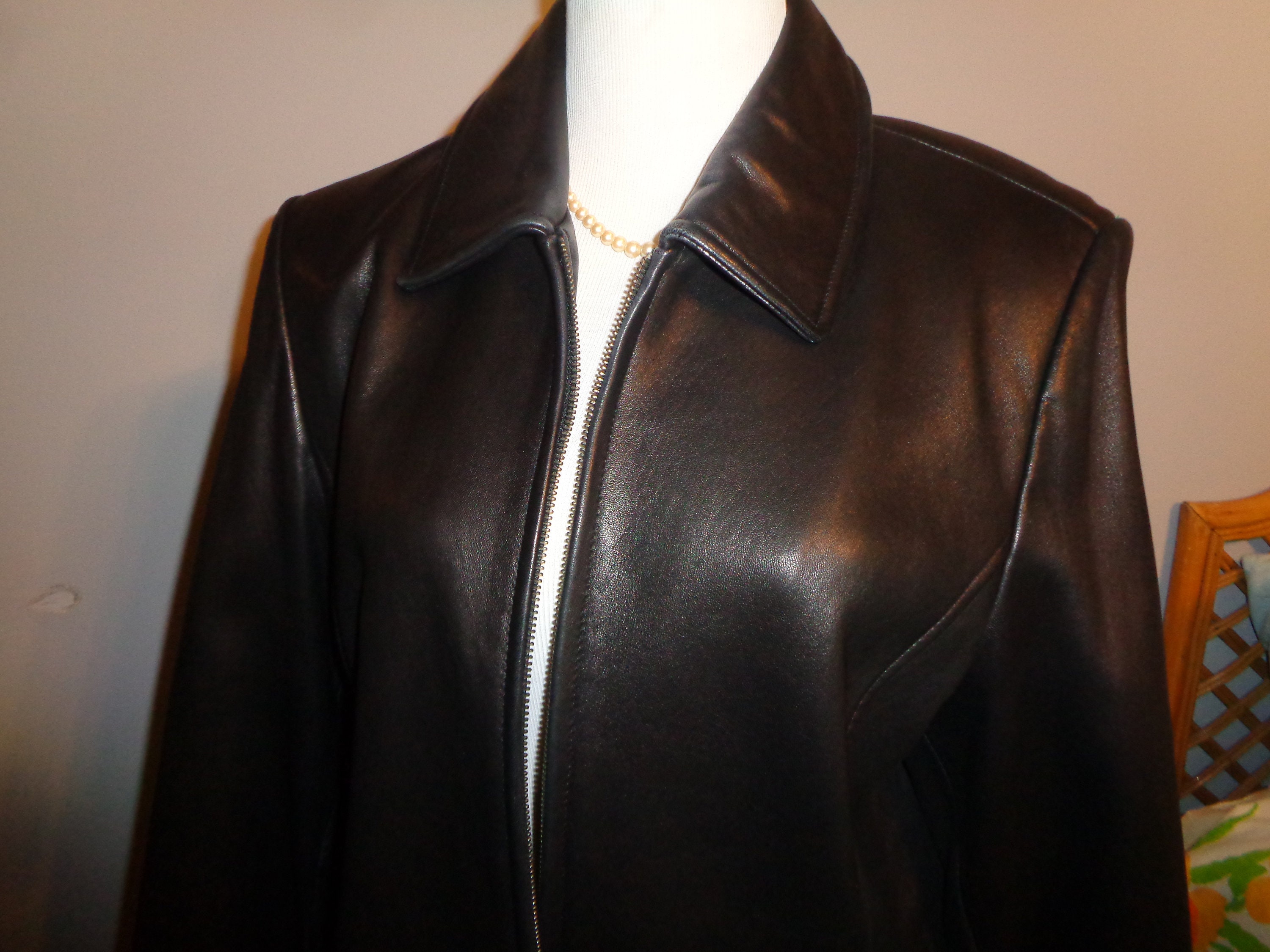 Vintage LIZ CLAIBORNE SIZE L Black Leather Jacket That is Vintage LIZ CLAIBORNE SIZE L Black Leather Jacket That is