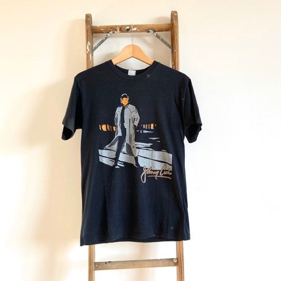 vintage JOHNNY CASH shirt - 1980’s Tour - Size Med