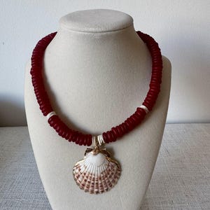 Handmade Beaded Shell Necklace, Beach Jewelry, Coastal Summer Pendant Necklace