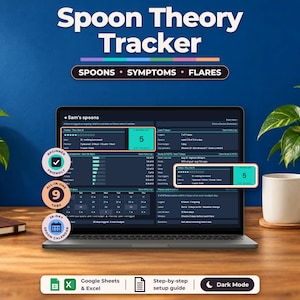 以下が含まれることがあります： ダークモードのSpoon Theory Trackerデジタルダッシュボードを表示するノートパソコンの画面。スプーン、症状、フレアのセクションがあり、初心者向け、9つのタブ、28日間のカレンダーといった機能が円形のバッジで強調されています。