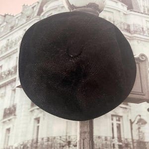 Kangol Pumpkin Beret, Breathable Mesh Classic Black Cap image 4