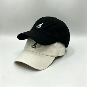 2PC Kangol K5165HT unisex baseballpet casual verstelbaar vizier zwart/beige afbeelding 1