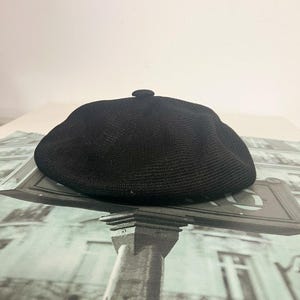 Kangol Pumpkin Beret, Breathable Mesh Classic Black Cap image 5